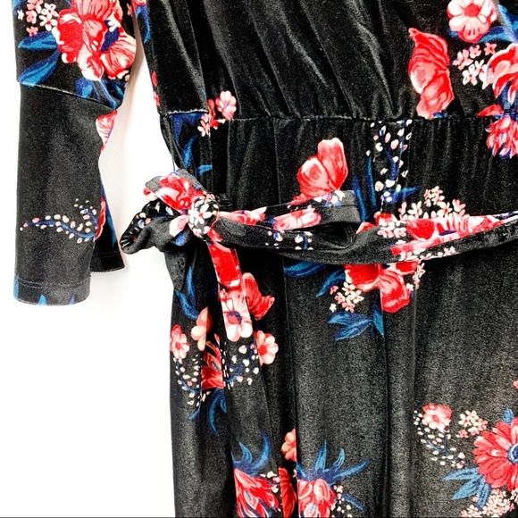H&M Long Sleeve Floral Velvet Dress w/ Waist Belt - Picture 2 of 11